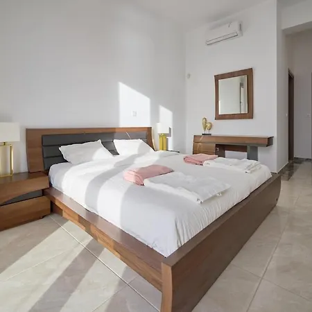 Olymp Luxury D - A Seaside Haven Of Elegance * Kissonerga